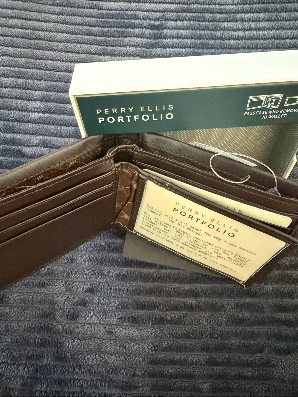 Perry Ellis Portfolio Brown Leather Passcase with Removable ID